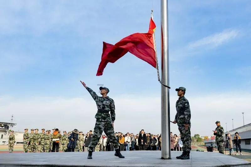 你最开心的学生时代是哪个阶段？游戏画面